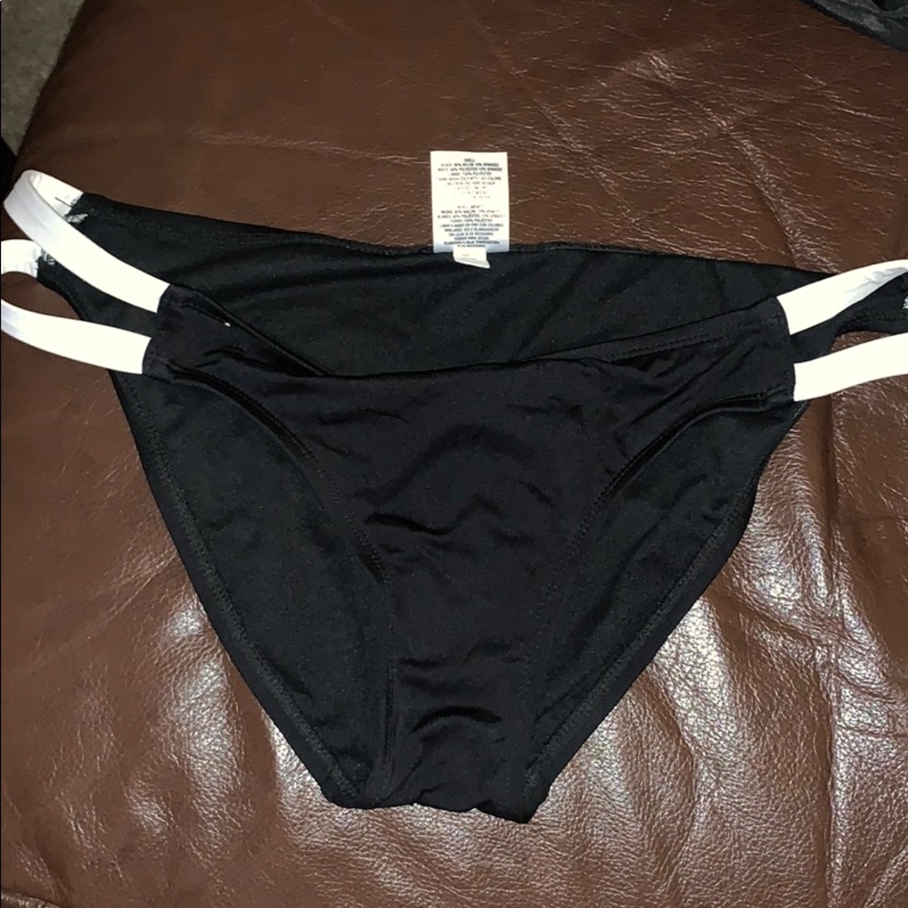 Bikini bottoms